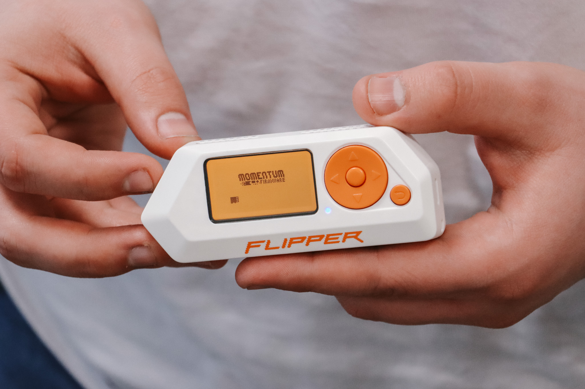 Image mise en avant de l'article Découverte et Démonstration du Flipper Zero