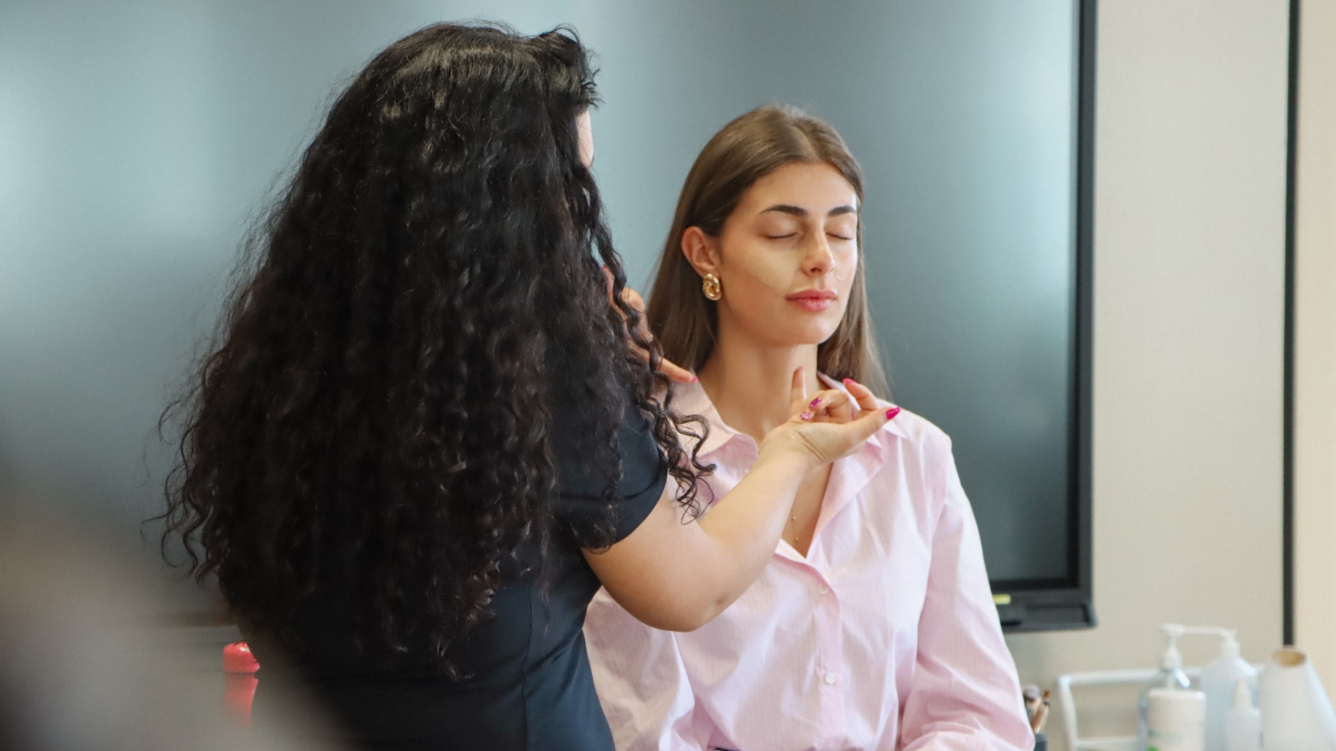 Image mise en avant de l'article NOS ÉTUDIANTES PRÉPARENT L&rsquo;ÉLECTION MISS NORMANDIE 2025