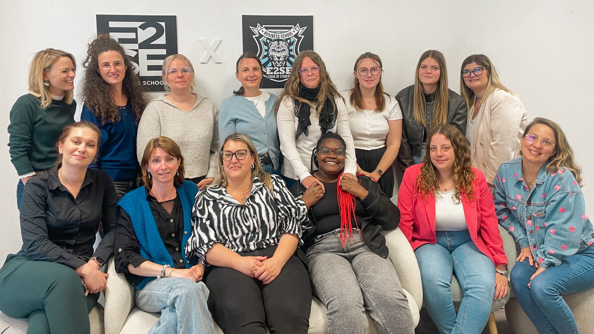 Image mise en avant de l'article CLAP DE FIN TITRE ASSISTANT DE DIRECTION